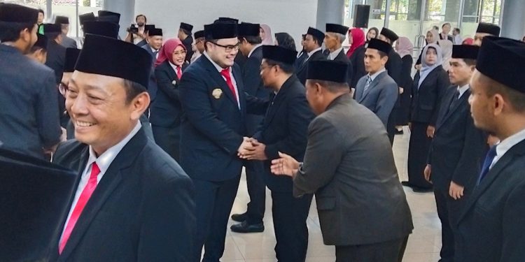 Bupati Kediri Lantik 121 Pejabat, Pengisian Jabatan Kosong Jadi Prioritas
