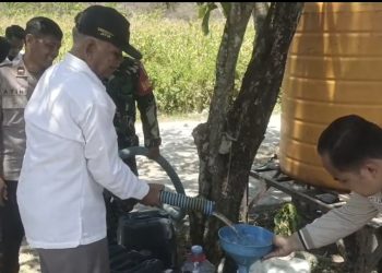 Kekeringan Melanda, Gerindra Salurkan Air Bersih ke Warga Desa Pule Nganjuk