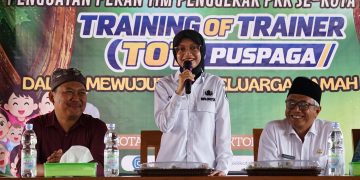 Perkuat Peran TP PKK Wujudkan Keluarga Ramah Anak, Mbak Wali Buka TOT PUSPAGA