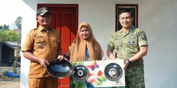 Tak Sekadar Rumah, Dandim 0809/Kediri Hadirkan Harapan Baru bagi Ibu Rohmiati
